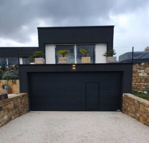 Izbira garažnih vrat - na kaj morate biti pozorni